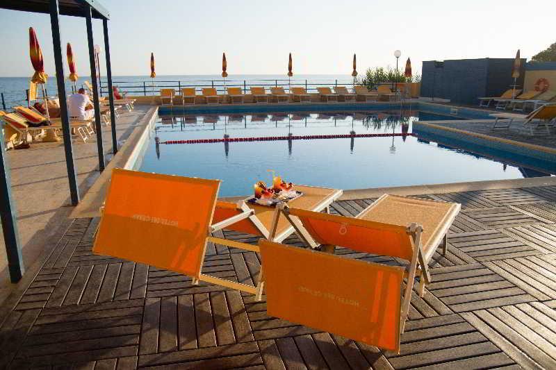 אנזיו Grand Hotel Dei Cesari Dependance מראה חיצוני תמונה